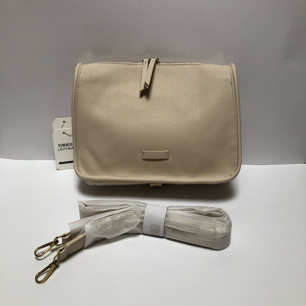 Levynia Leather Cream Crossbody Bag NWT